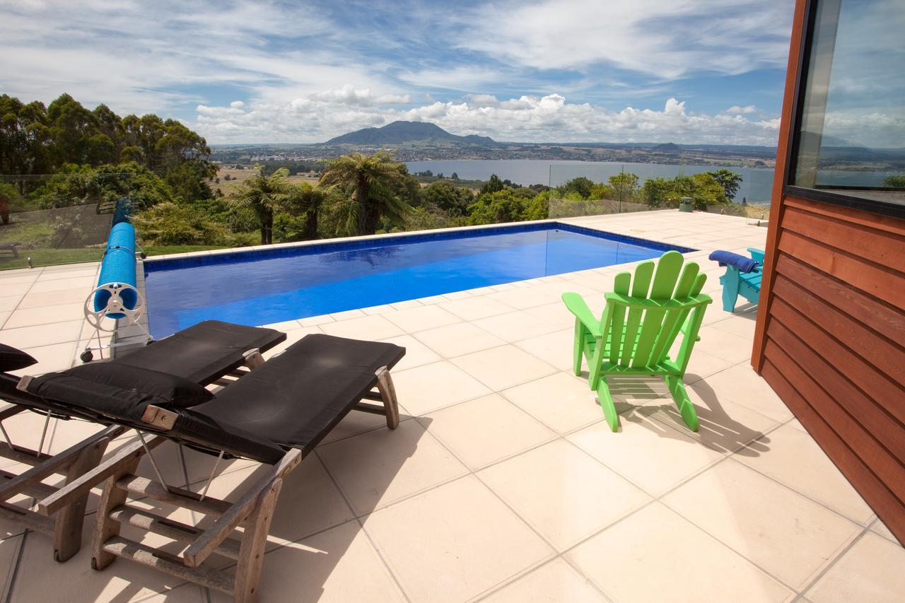 Te Moenga Lodge Таупо Экстерьер фото