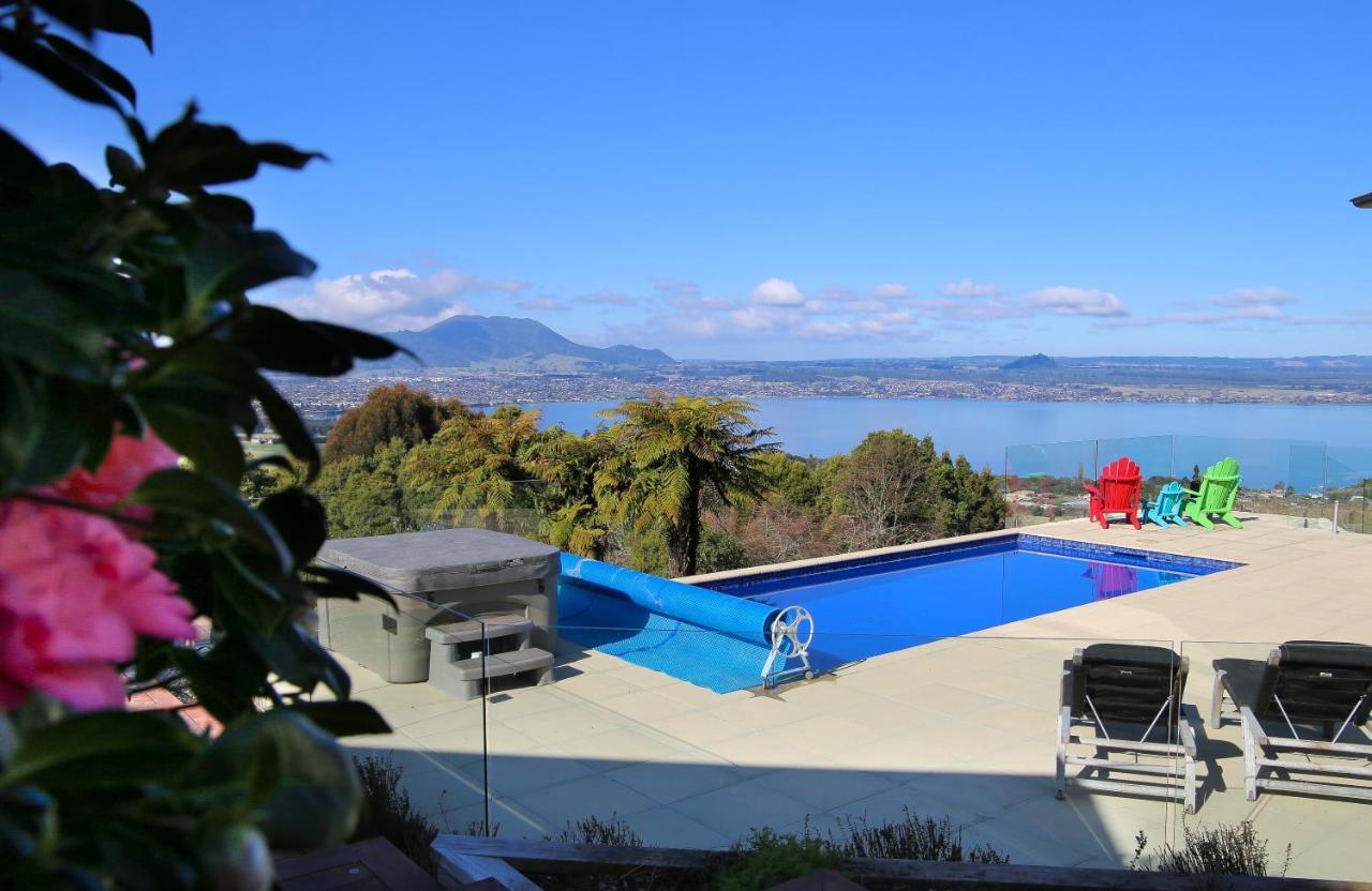 Te Moenga Lodge Таупо Экстерьер фото